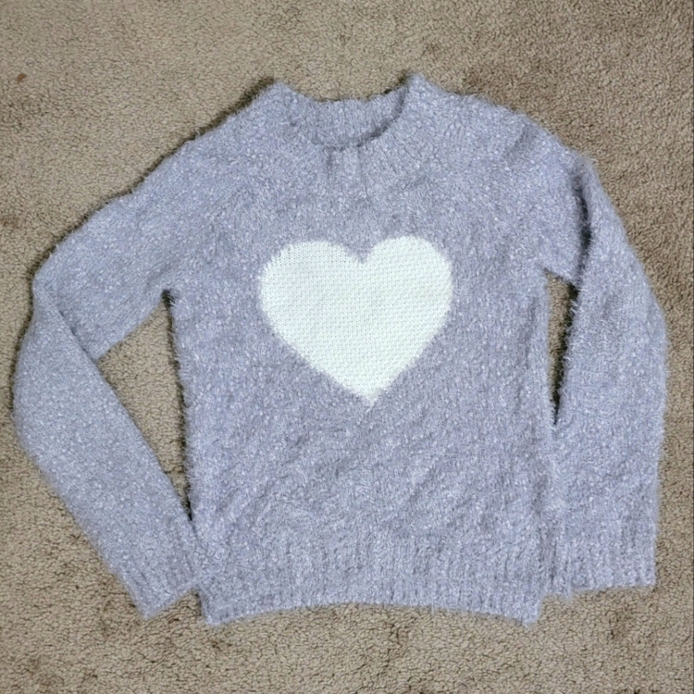ASPEN Kids Girls Fluffy Heart  Sweater  Sz Medium 12 Gray Long Sleeves